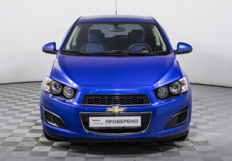 Подержанный автомобиль Chevrolet Aveo Hatchback 2013 года (2 фото)