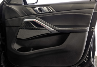 Подержанный автомобиль BMW X6 2019 года (25 фото)