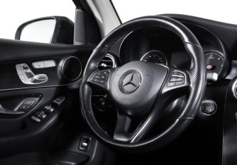 Подержанный автомобиль Mercedes-Benz GLC Coupe 2018 года (13 фото)