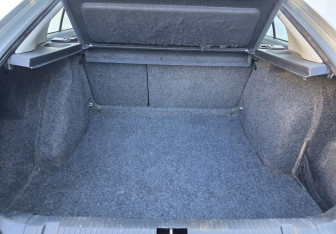 Подержанный автомобиль Skoda Octavia Liftback 2005 года (16 фото)