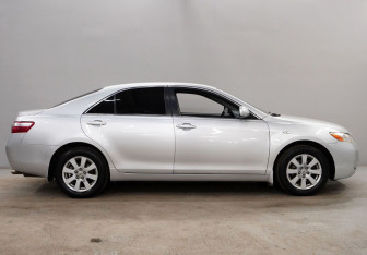 Подержанный автомобиль Toyota Camry Sedan 2008 года (8 фото)