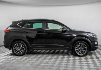 Подержанный автомобиль Hyundai Tucson 2020 года (4 фото)