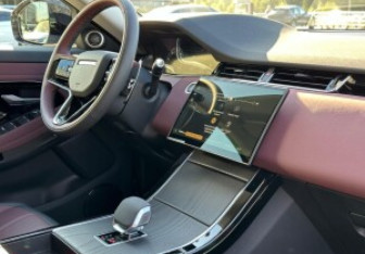 Новый Land Rover Range Rover Evoque 2025 (11 фото)