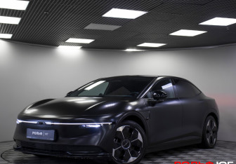 Подержанный автомобиль Zeekr 001 2024 года (31 фото)