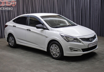 Подержанный автомобиль Hyundai Solaris Sedan 2014 года (3 фото)