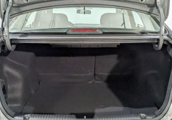 Подержанный автомобиль Kia Rio Sedan 2015 года (10 фото)