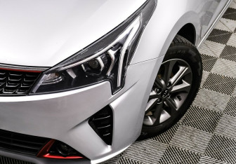 Подержанный автомобиль Kia Rio Sedan 2020 года (7 фото)