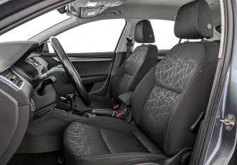 Подержанный автомобиль Skoda Octavia Liftback 2018 года (20 фото)