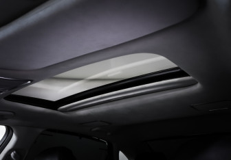 Подержанный автомобиль Kia K900 2019 года (19 фото)