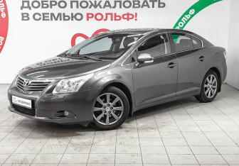Подержанный автомобиль Toyota Avensis Sedan 2011 года (1 фото)