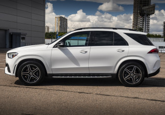 Подержанный автомобиль Mercedes-Benz GLE 2021 года (8 фото)