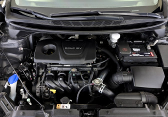 Подержанный автомобиль Kia Ceed Hatchback 2018 года (9 фото)
