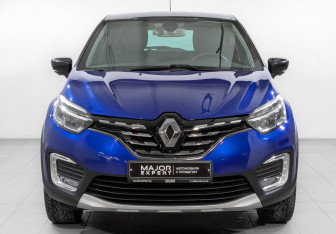 Подержанный автомобиль Renault Kaptur 2020 года (2 фото)