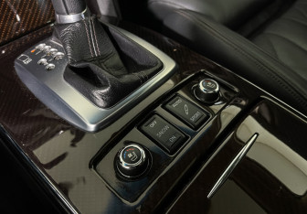 Подержанный автомобиль Infiniti FX 2010 года (13 фото)