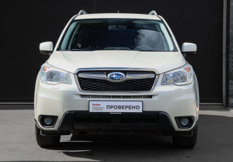 Подержанный автомобиль Subaru Forester Suv 2014 года (2 фото)