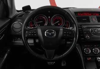 Подержанный автомобиль Mazda 6 Sedan 2012 года (11 фото)