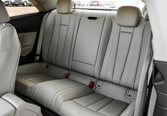 Подержанный автомобиль Audi A5 Coupe 2017 года (14 фото)