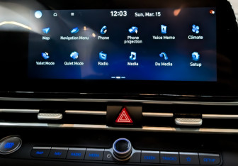 Подержанный автомобиль Hyundai Elantra Sedan 2024 года (15 фото)