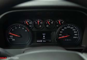 Новый Chevrolet Silverado 2025 (14 фото)