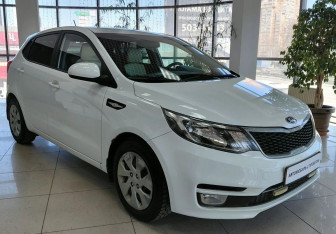 Подержанный автомобиль Kia Rio Hatchback 2016 года (3 фото)