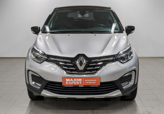 Подержанный автомобиль Renault Kaptur 2021 года (2 фото)
