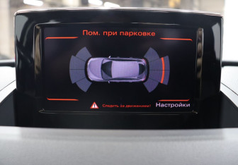 Подержанный автомобиль Audi Q3 2015 года (21 фото)