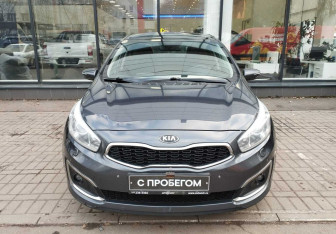 Подержанный автомобиль Kia Ceed Hatchback 2016 года (2 фото)