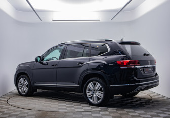 Подержанный автомобиль Volkswagen Teramont 2019 года (7 фото)