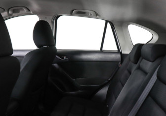 Подержанный автомобиль Mazda CX-5 2012 года (7 фото)