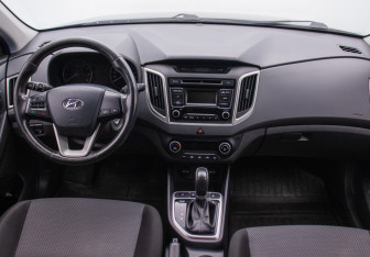 Подержанный автомобиль Hyundai Creta 2017 года (13 фото)