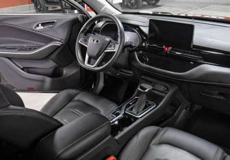 Подержанный автомобиль Москвич 3 2023 года (11 фото)