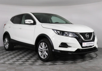 Подержанный автомобиль Nissan Qashqai 2021 года (3 фото)