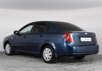 Подержанный автомобиль Chevrolet Lacetti Sedan 2008 года (4 фото)