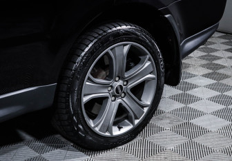 Подержанный автомобиль Land Rover Range Rover Sport 2012 года (15 фото)