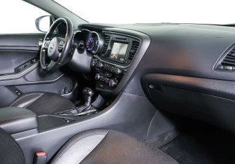 Подержанный автомобиль Kia Optima Sedan 2014 года (10 фото)