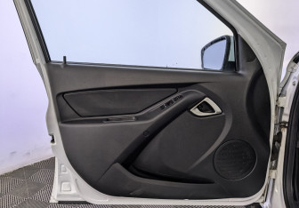 Подержанный автомобиль LADA (ВАЗ) Granta Sedan 2022 года (19 фото)
