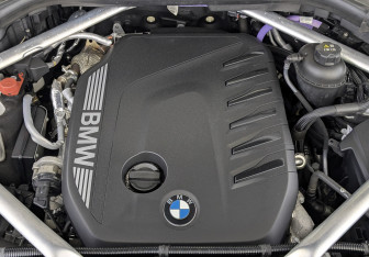 Подержанный автомобиль BMW X7 2023 года (9 фото)