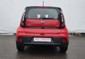 Подержанный автомобиль Kia Soul 2017 года (6 фото)