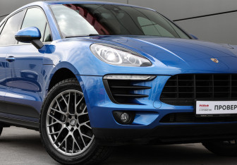 Подержанный автомобиль Porsche Macan 2018 года (21 фото)