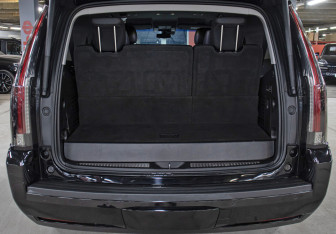 Подержанный автомобиль Cadillac Escalade Suv 2019 года (11 фото)
