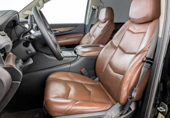 Подержанный автомобиль Cadillac Escalade Suv 2018 года (21 фото)