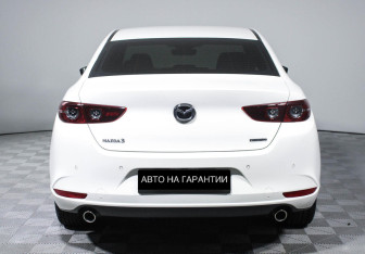 Подержанный автомобиль Mazda 3 Sedan 2019 года (4 фото)