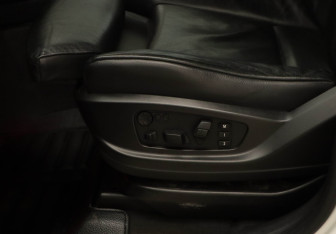 Подержанный автомобиль BMW X5 2013 года (19 фото)