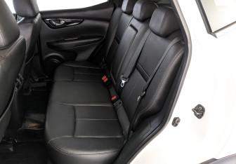 Подержанный автомобиль Nissan Qashqai 2018 года (12 фото)