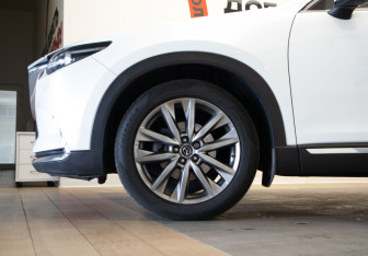 Подержанный автомобиль Mazda CX-9 2019 года (36 фото)