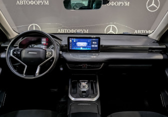 Подержанный автомобиль Haval Jolion 2022 года (14 фото)