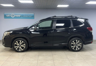 Подержанный автомобиль Subaru Forester Suv 2020 года (8 фото)