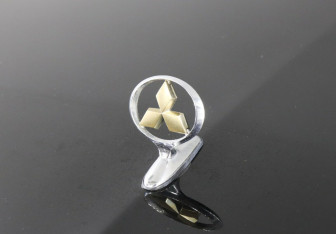 Подержанный автомобиль Mitsubishi Pajero 2019 года (6 фото)