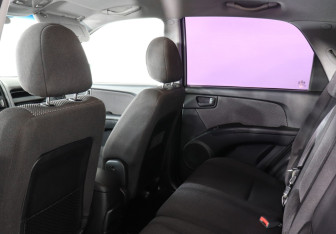 Подержанный автомобиль Kia Sportage 2007 года (8 фото)