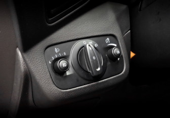 Подержанный автомобиль Ford Kuga 2015 года (27 фото)